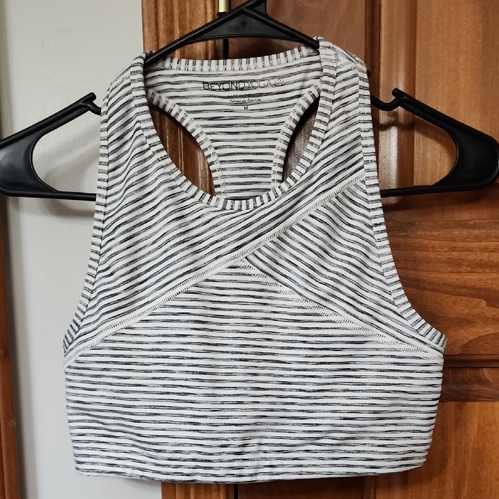 Beyond Yoga Women's Black and White Striped Tank Top